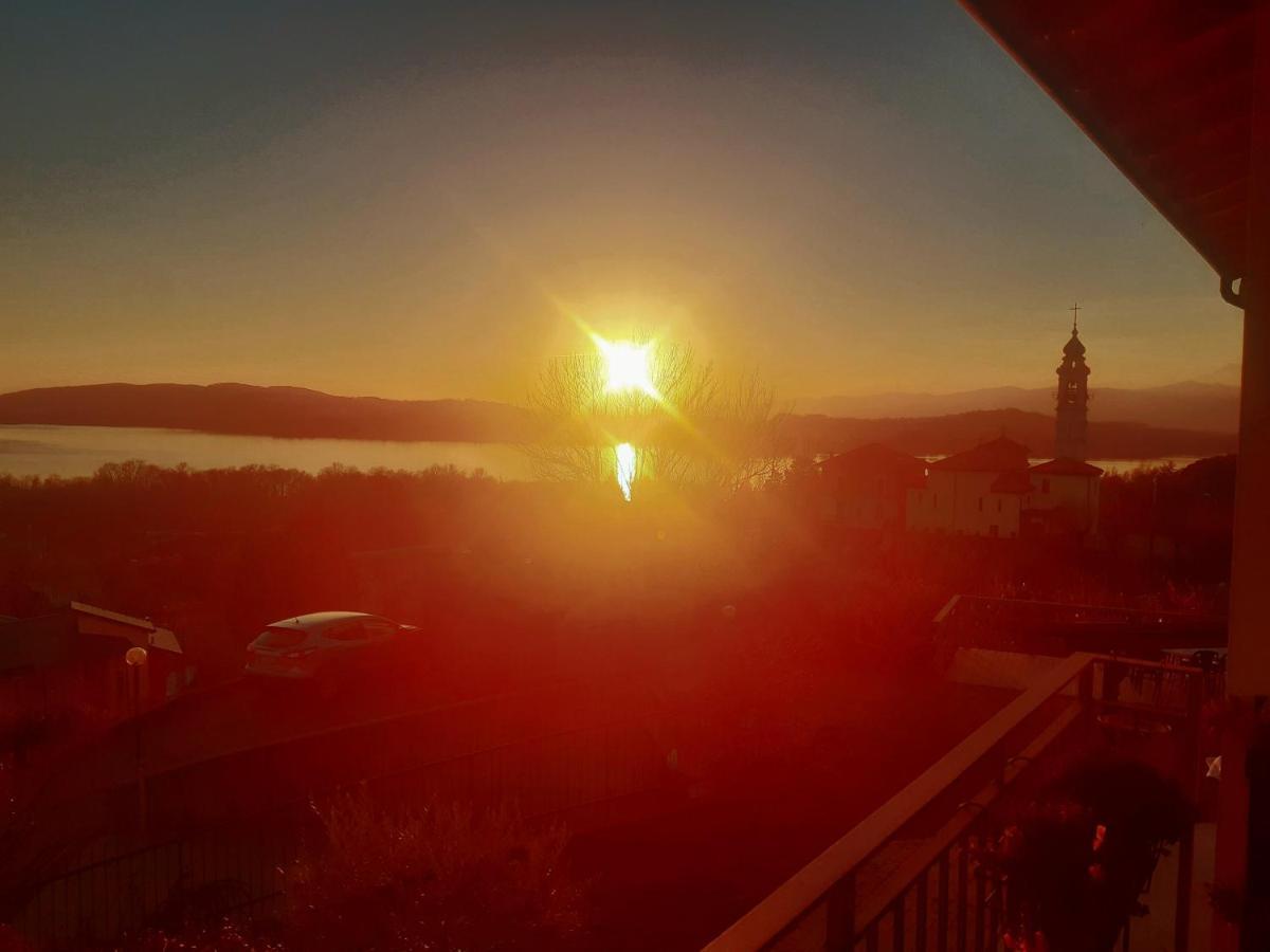 Tramonto Al Lago Гавирате Экстерьер фото